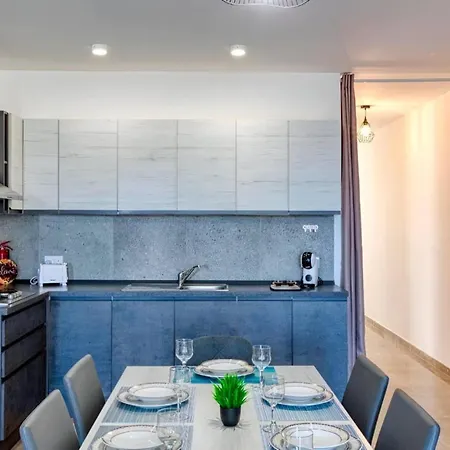 Apartmán Bright & Spacious 3 Bedroom Close To Seafront Marsaskala