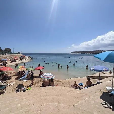 Bright & Spacious 3 Bedroom Close To Seafront Apartmán Marsaskala