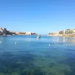 Bright & Spacious 3 Bedroom Close To Seafront * Marsaskala