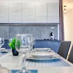 Bright & Spacious 3 Bedroom Close To Seafront * Marsaskala