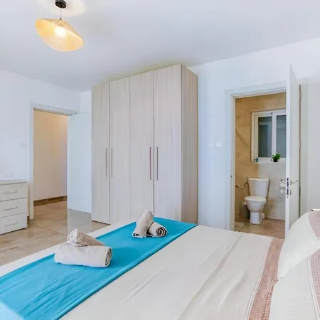 公寓 Bright & Spacious 3 Bedroom Close To Seafront *