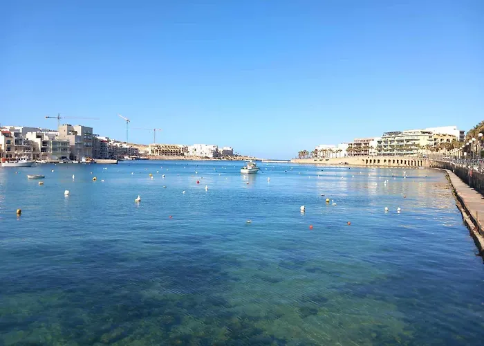 Bright & Spacious 3 Bedroom Close To Seafront * Marsaskala