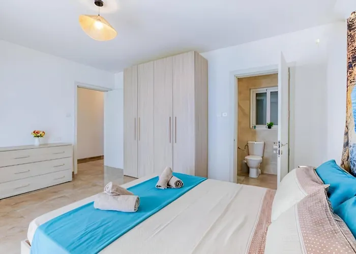 Apartament Bright & Spacious 3 Bedroom Close To Seafront *